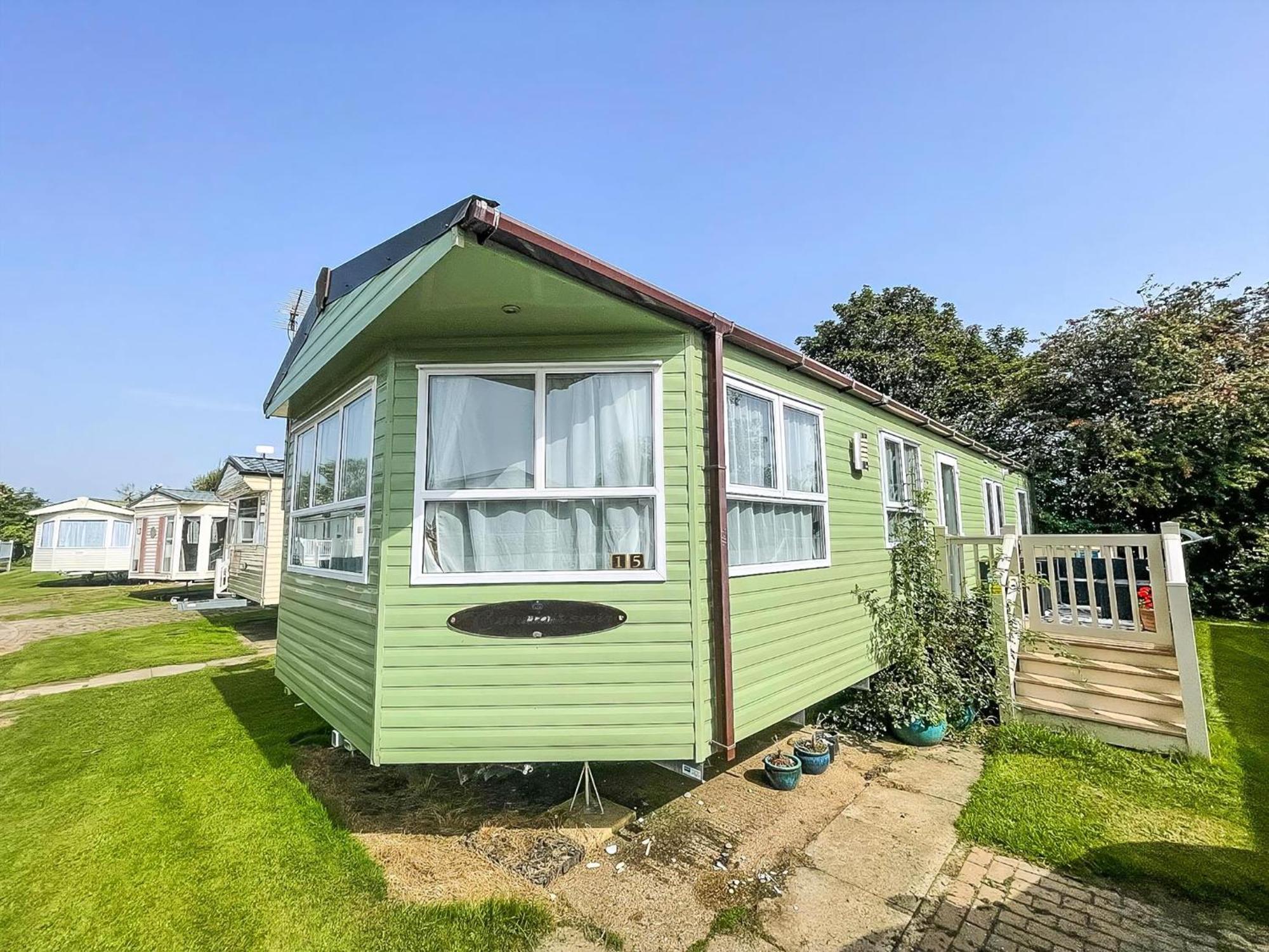 Lovely Caravan For Hire With Decking At Skipsea Sands In Yorkshire Ref 41015Wf Barmston Exterior foto